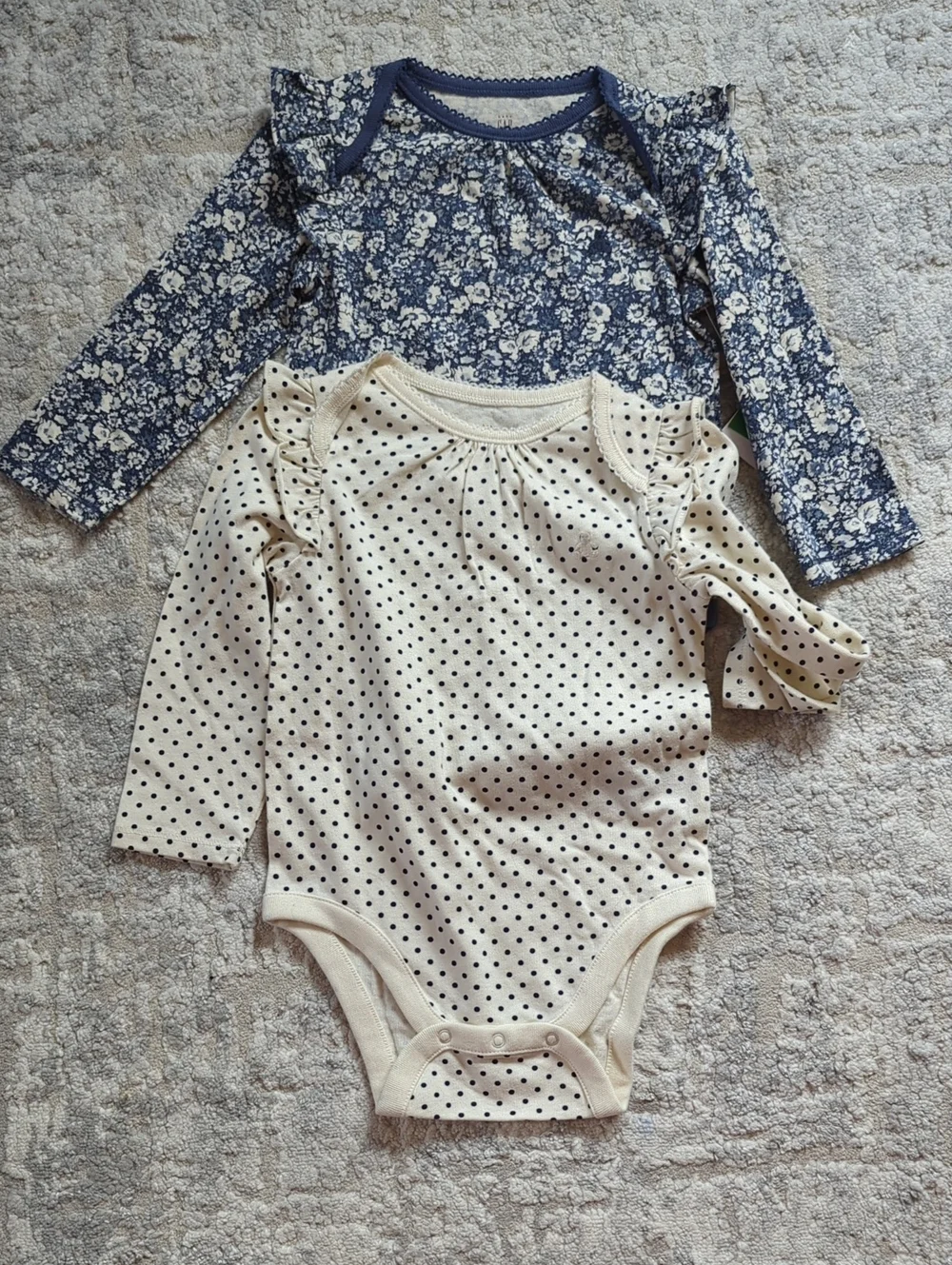 NWT Gap Two-Pack Long-Sleeve Floral & Polka Dot  Bodysuits Size 18-24 Months